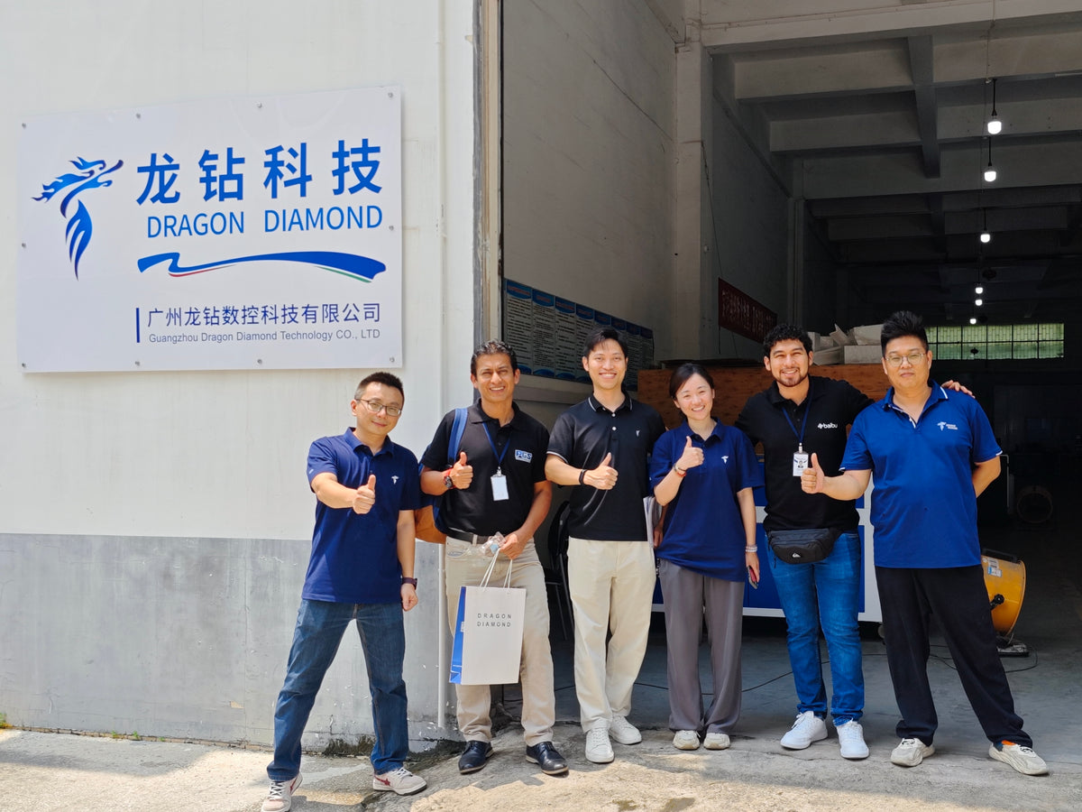Customers and the Dragon Diamond team at our Guangzhou factory