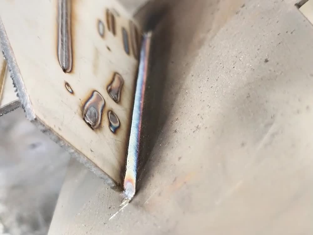 Welding demonstration sample: Stainless Steel Joint